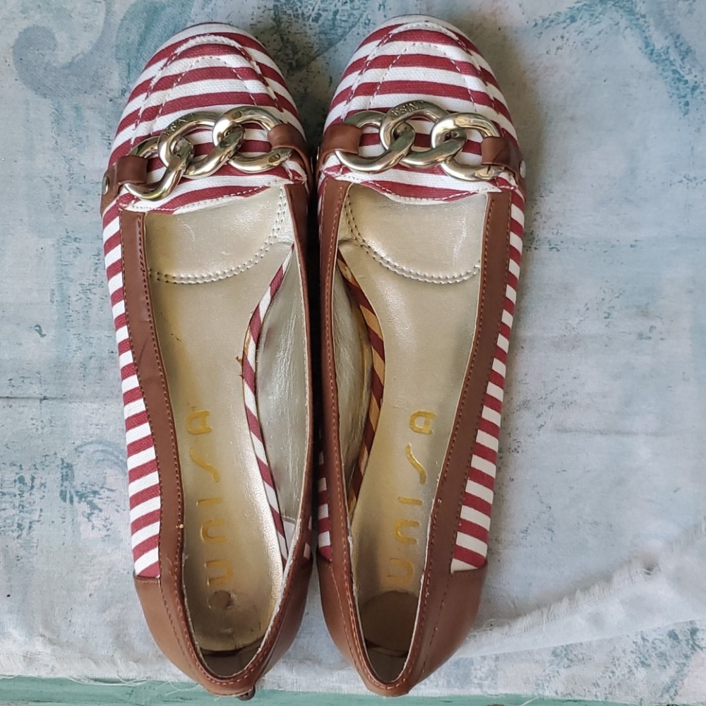 Unisa Striped Red and White Nautical Sailor Flats